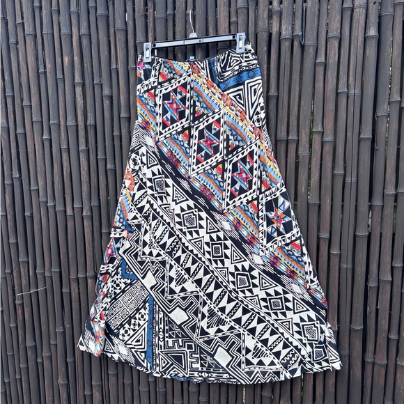 Nostalgia cotton maxi skirt. Multi color print. Size L - Picture 5 of 7